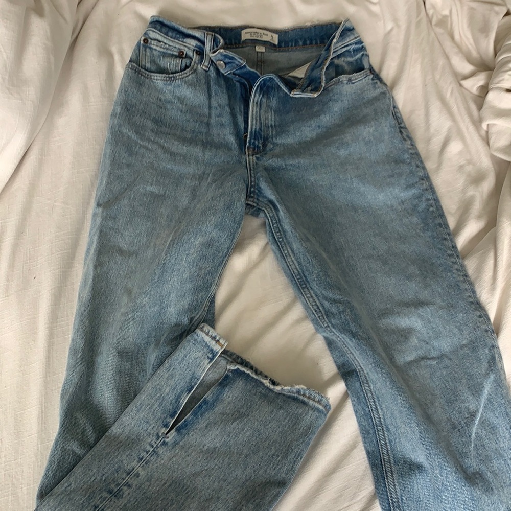 Abercrombie & Fitch 90’s Straight Ultra High Rise Curve Love Size 27 4R